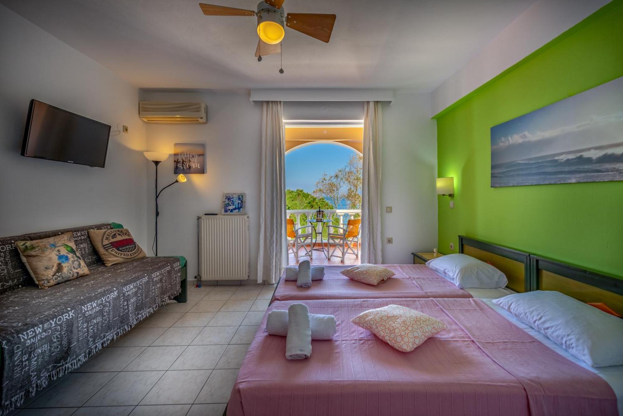Seafront Spirit Suites مدينة زاكينثوس المظهر الخارجي الصورة