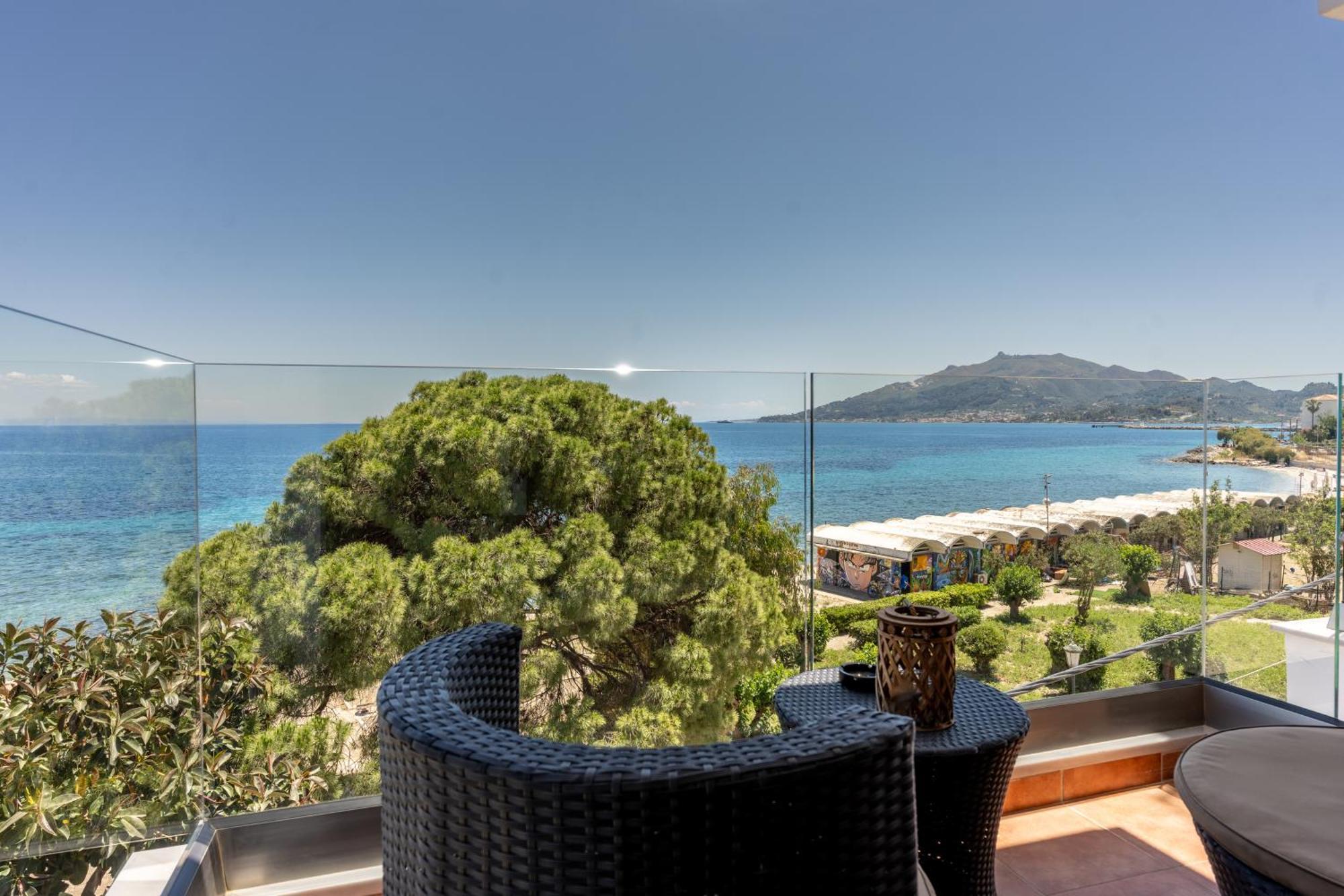 Seafront Spirit Suites مدينة زاكينثوس الغرفة الصورة