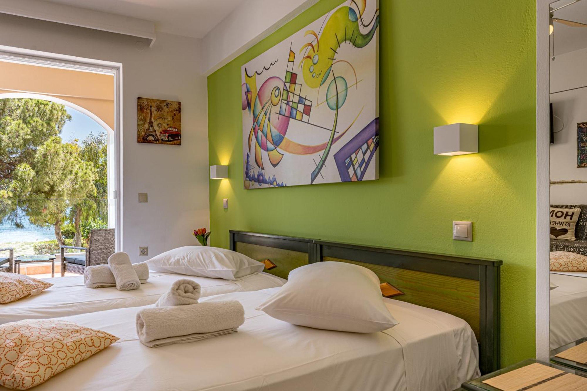 Seafront Spirit Suites مدينة زاكينثوس الغرفة الصورة