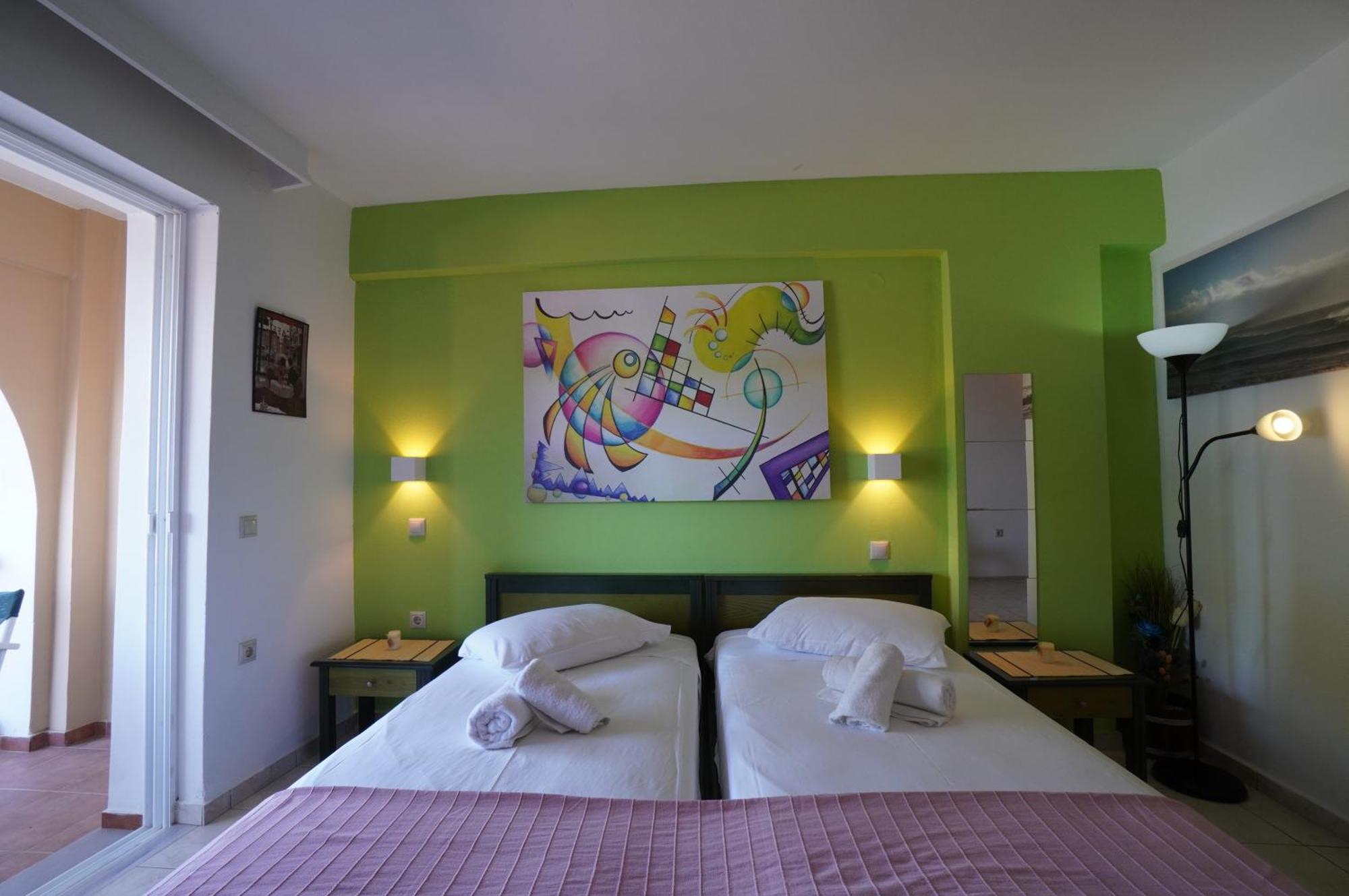 Seafront Spirit Suites مدينة زاكينثوس الغرفة الصورة
