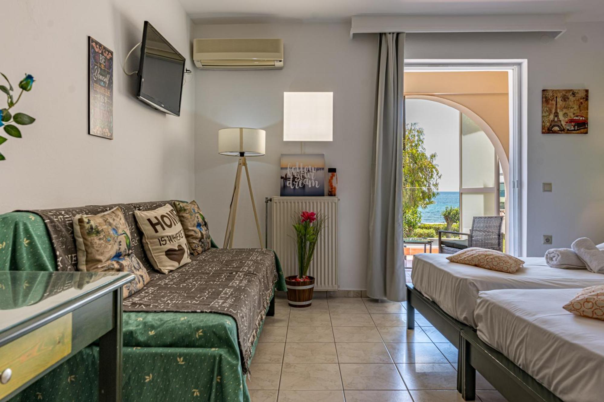Seafront Spirit Suites مدينة زاكينثوس المظهر الخارجي الصورة