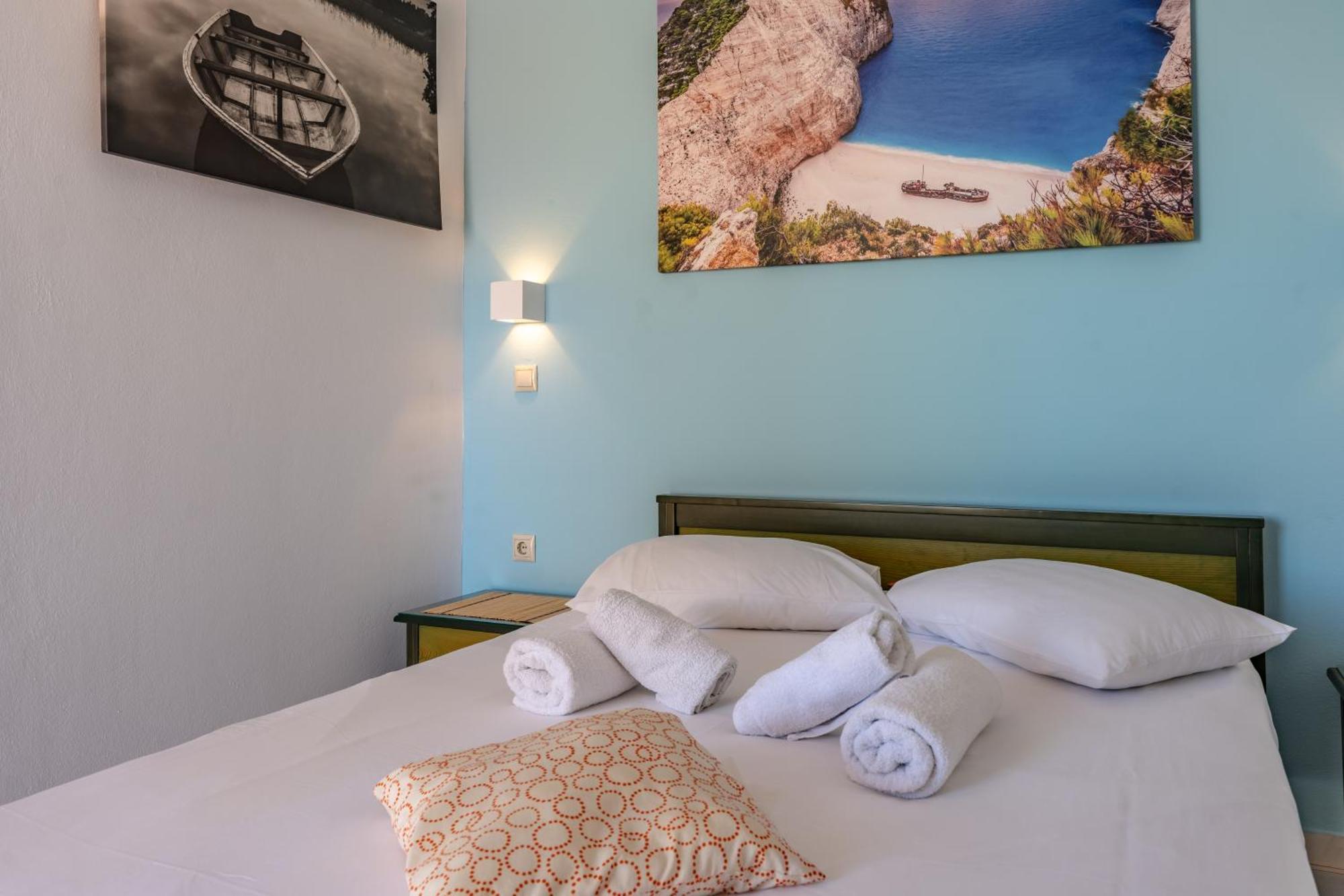 Seafront Spirit Suites مدينة زاكينثوس الغرفة الصورة